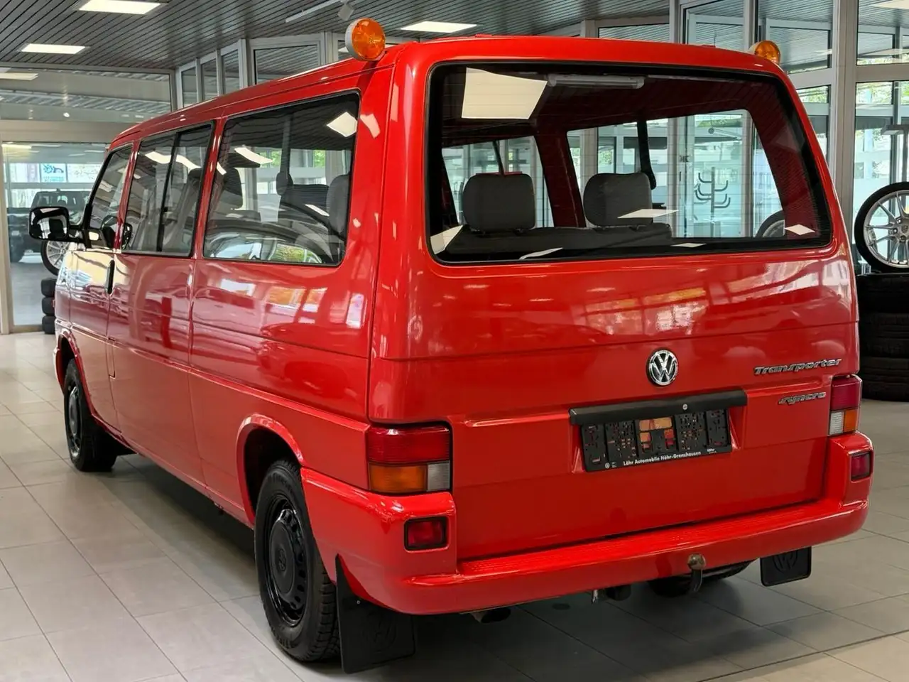 Volkswagen T4 Kombi 2,5 Ltr. - 81 kW ex Einsatzleitfahrzeug 8 Sitze, foto 5