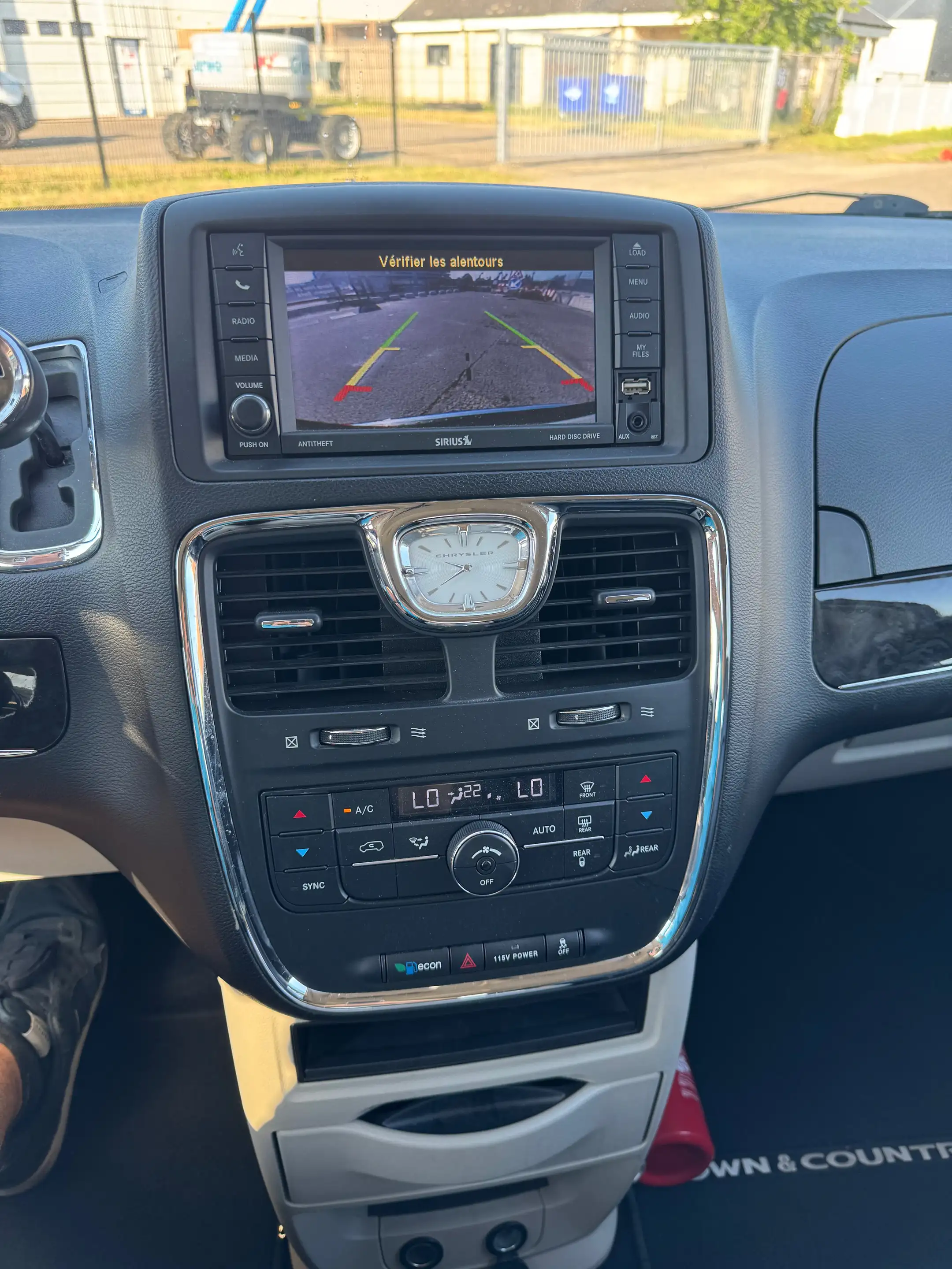 Chrysler Town & Country Corbillard — photo 15