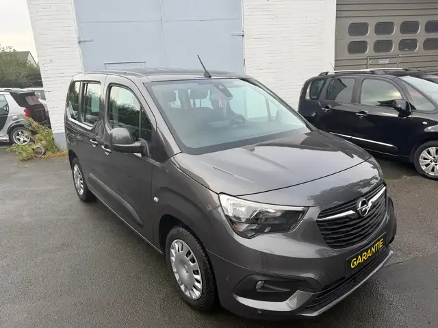 Opel Combo Life Life 1.5D Navi / Camera/ CarPlay / Garantie