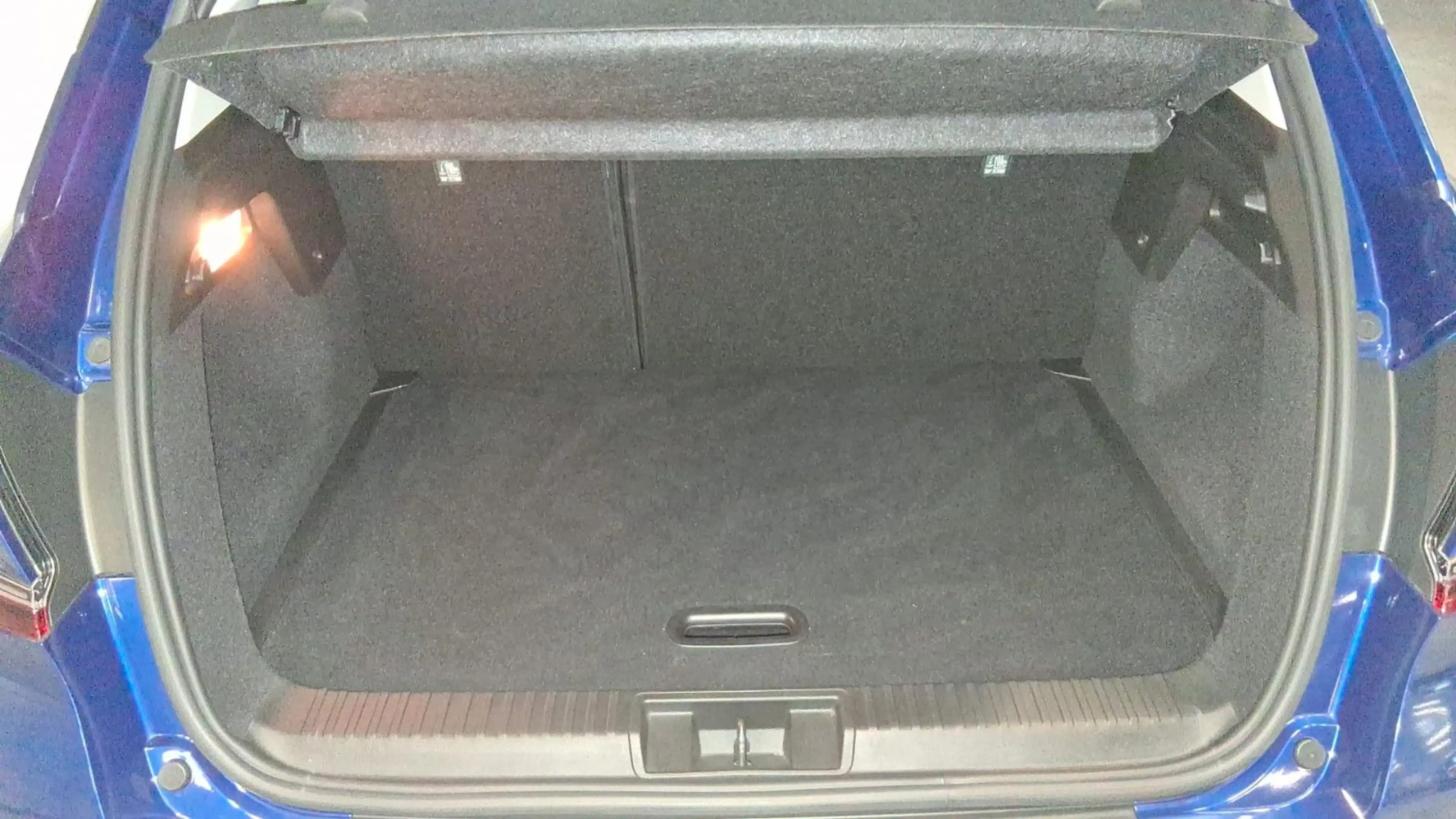 Renault Captur II Intens Aut. Navi Kliaaut. Temp. Sitzh. — photo 23