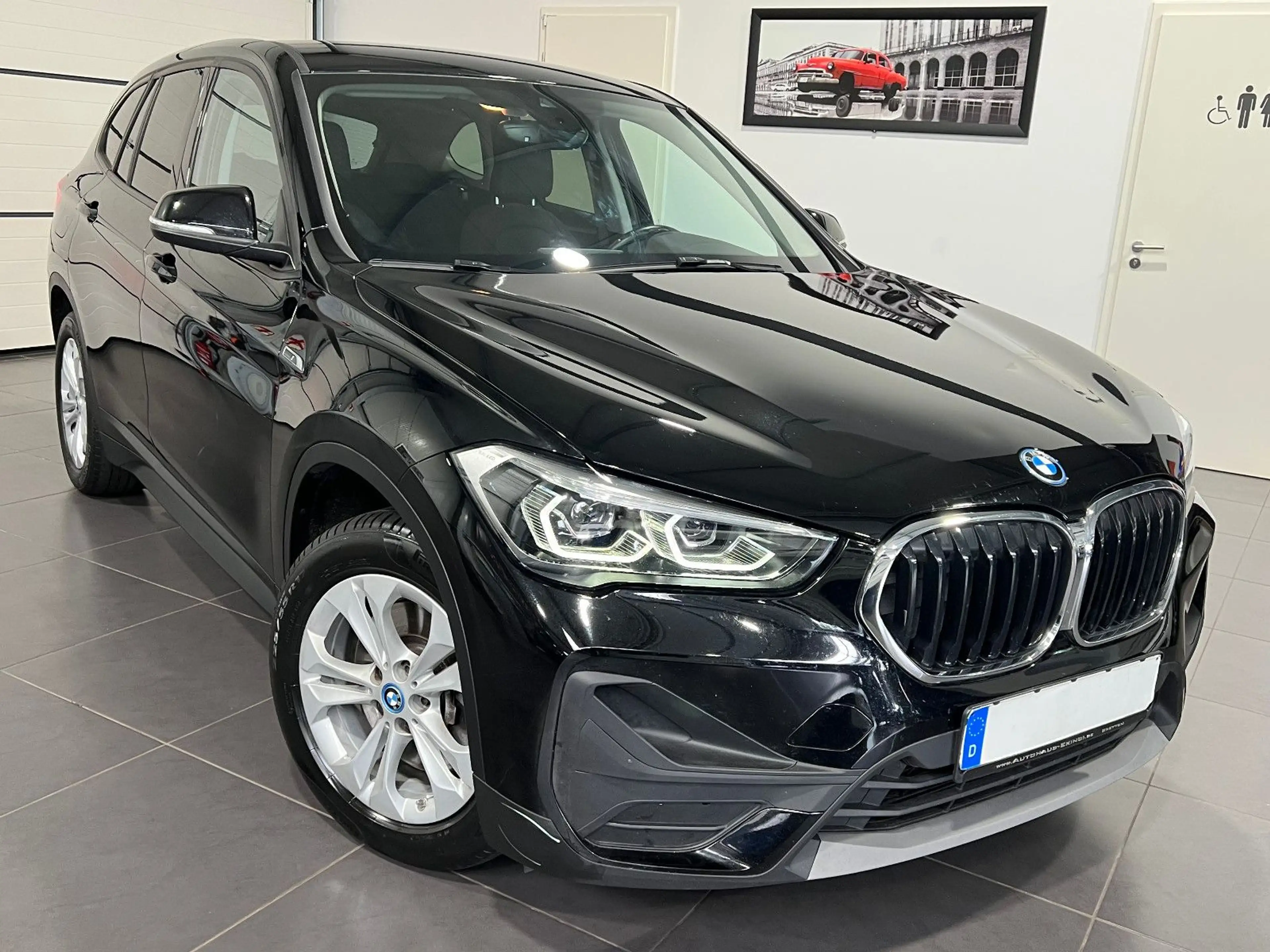 BMW X1 xDrive 25 e Automatik **Navi*LED*SHZ*Temp** — photo 10