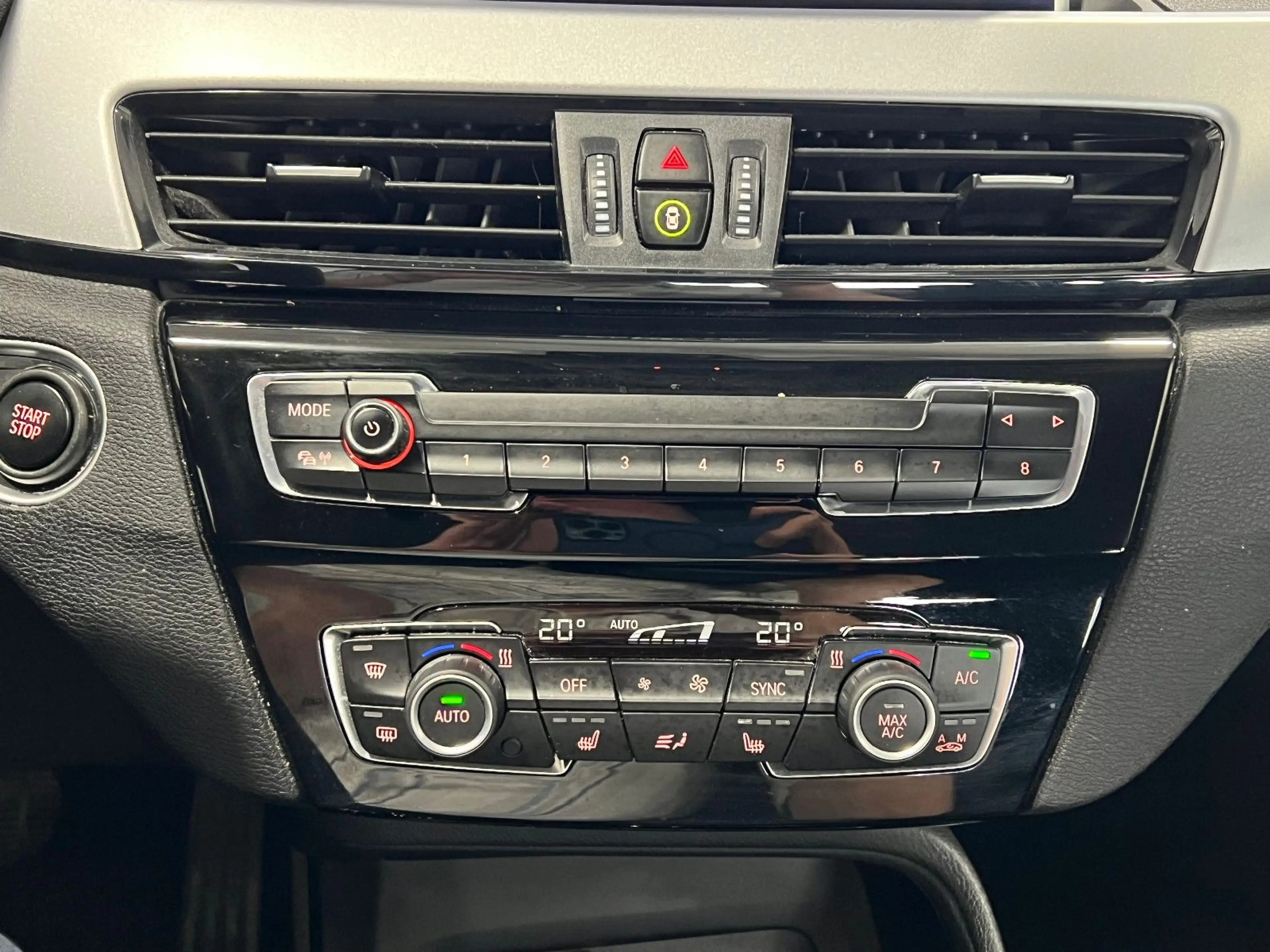 BMW X1 xDrive 25 e Automatik **Navi*LED*SHZ*Temp** — photo 15