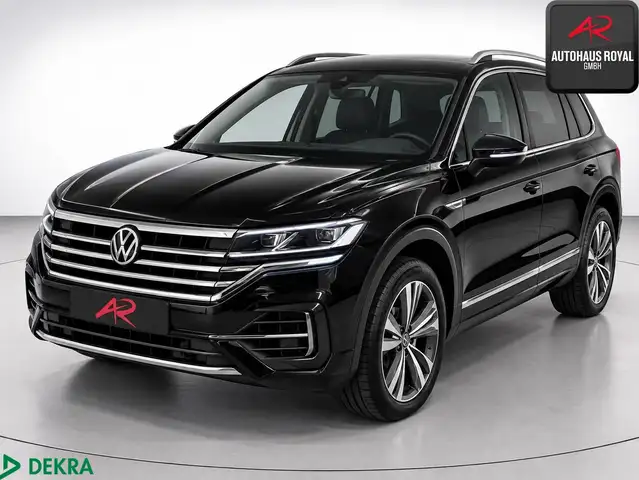 2022 Volkswagen Touareg in Blue for sale
