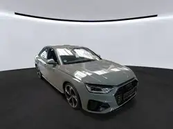 Audi A4 35 TFSI S Line Black Limo*SITZ HZG*PDC*TEMPO*