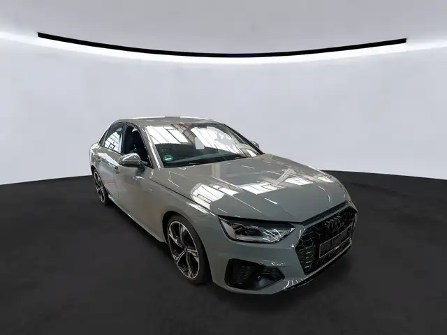 Audi A4 35 TFSI S Line Black Limo*SITZ HZG*PDC*TEMPO*