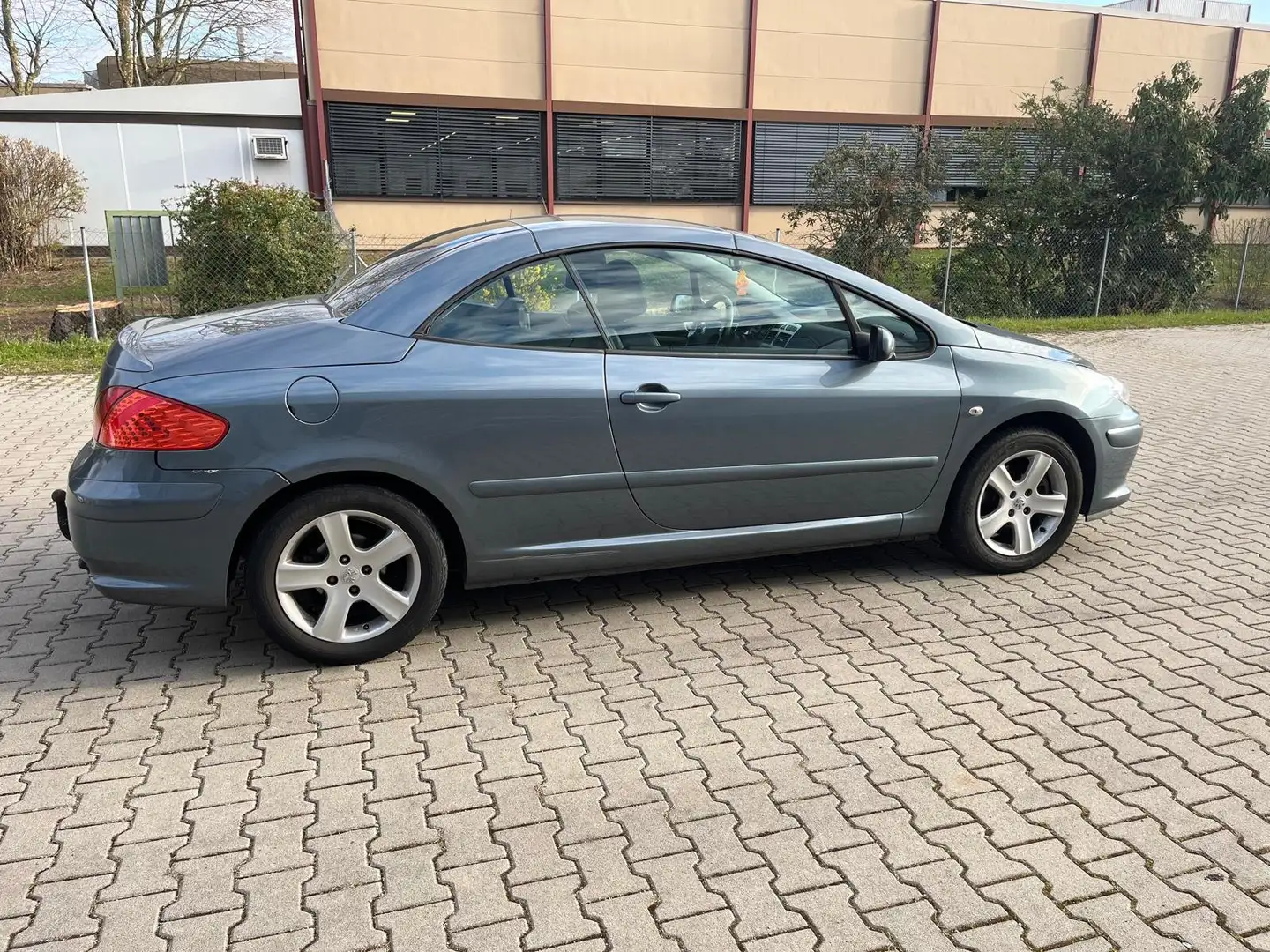 Peugeot 307 307 CC Diesel CC HDi FAP 135 JBL Šedá - 2