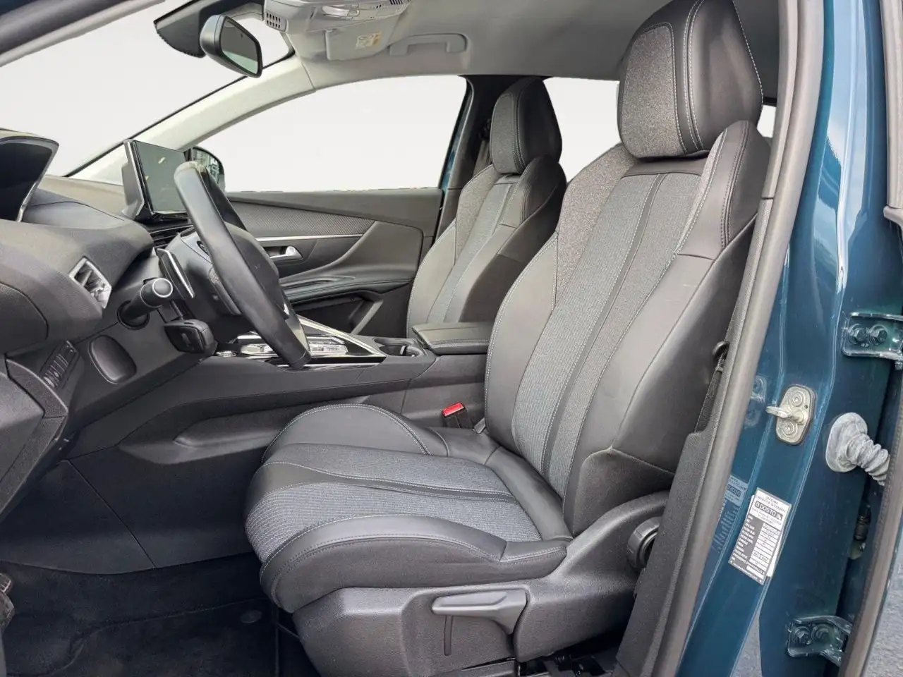 Peugeot 3008 1.5 bluehdi Allure Pack s&s 130cv eat8, миниатюра 9