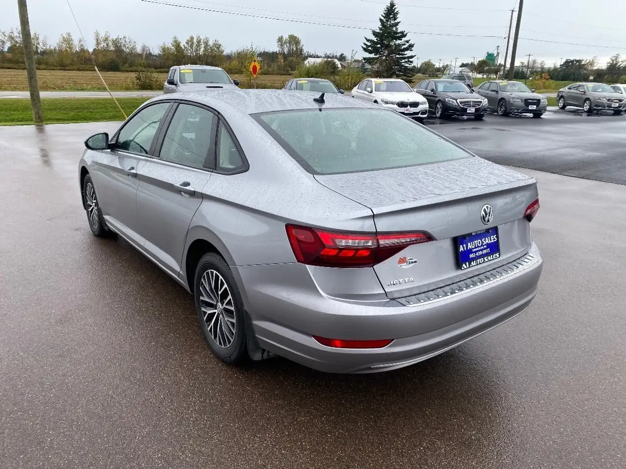 Volkswagen Jetta снимка Volkswagen Jetta