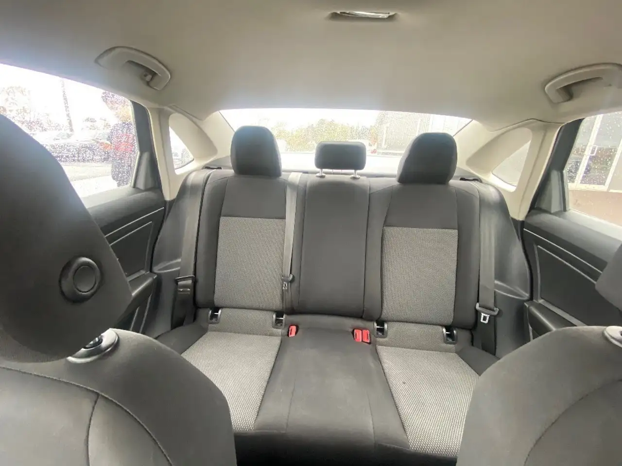 Volkswagen Jetta снимка Volkswagen Jetta