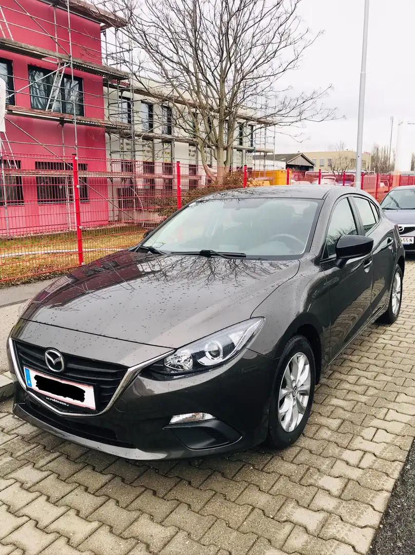 Mazda 3 G100 Attraction Brown - 1