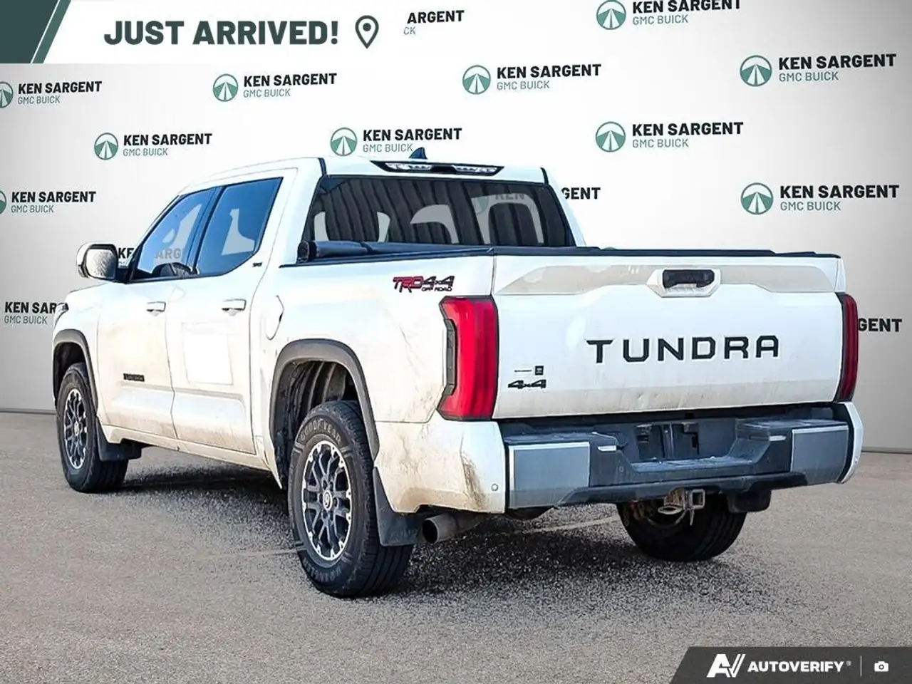 Toyota Tundra photo Toyota Tundra