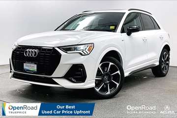 Q3 | 2.0 Progressiv | Local Vehicle