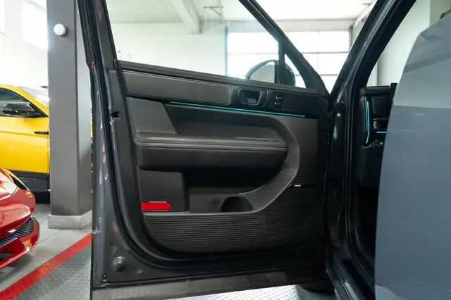 Hyundai Santa Fe view 12