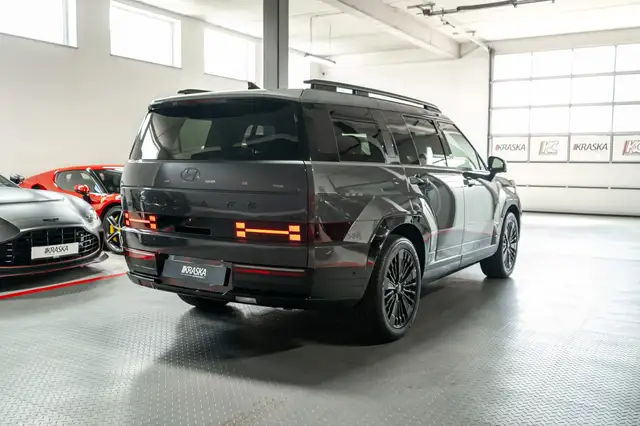 Hyundai Santa Fe view 6