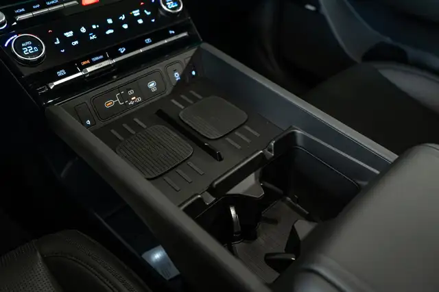 Hyundai Santa Fe view 22