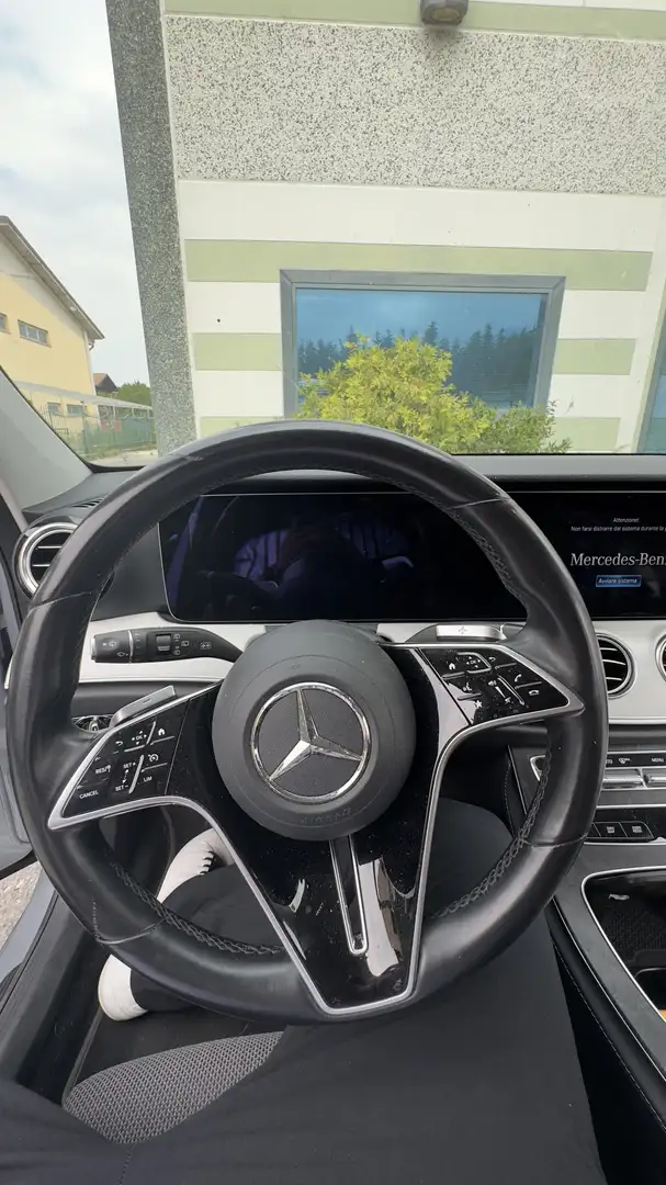 Mercedes-Benz E 200 SW d Premium Plus auto - 2