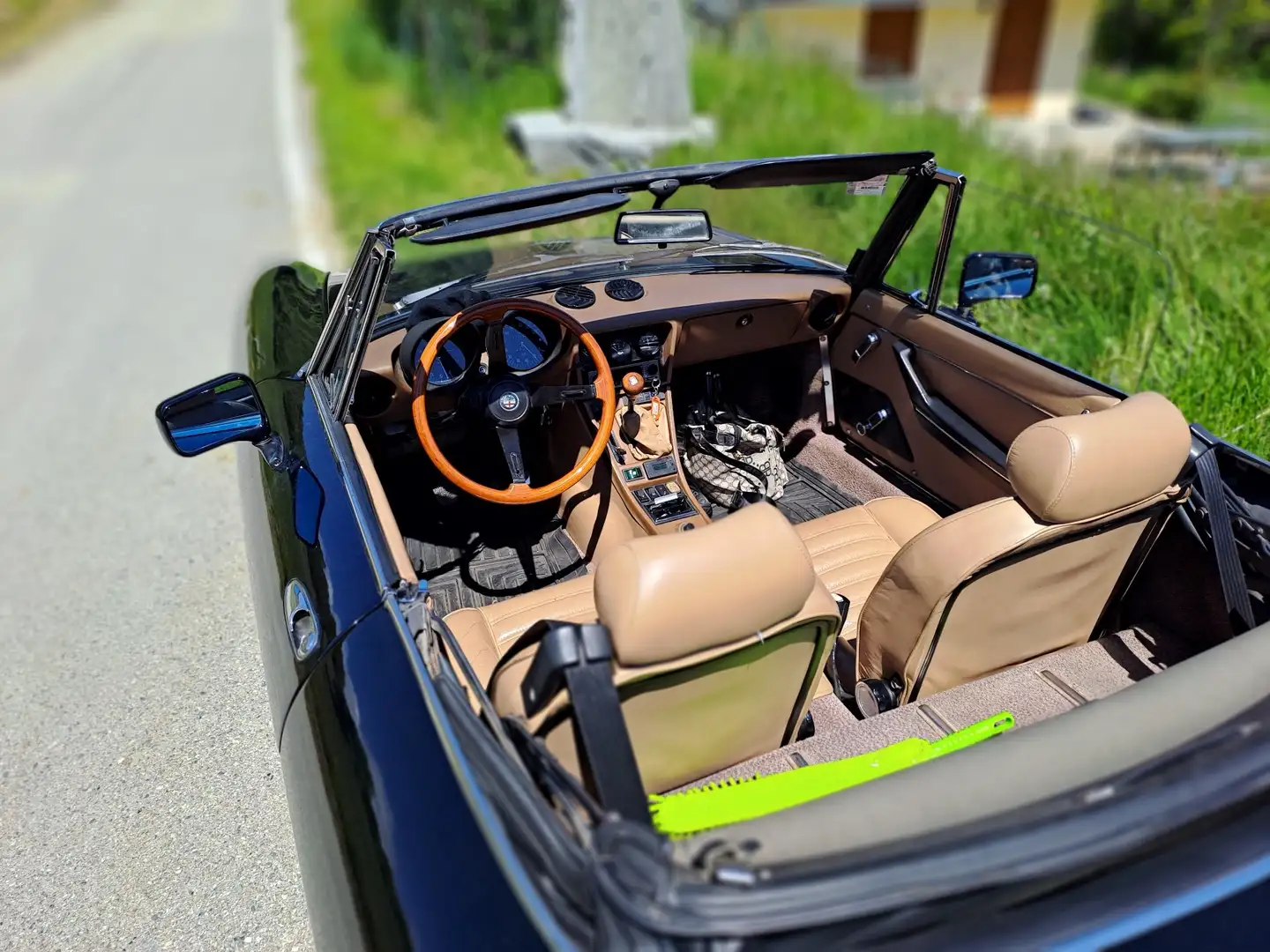 Alfa Romeo Spider 2.0 Noir - 1