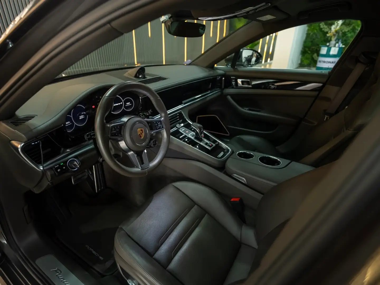 Porsche Panamera 4 e-Hybrid Sport Turismo Gris - 2