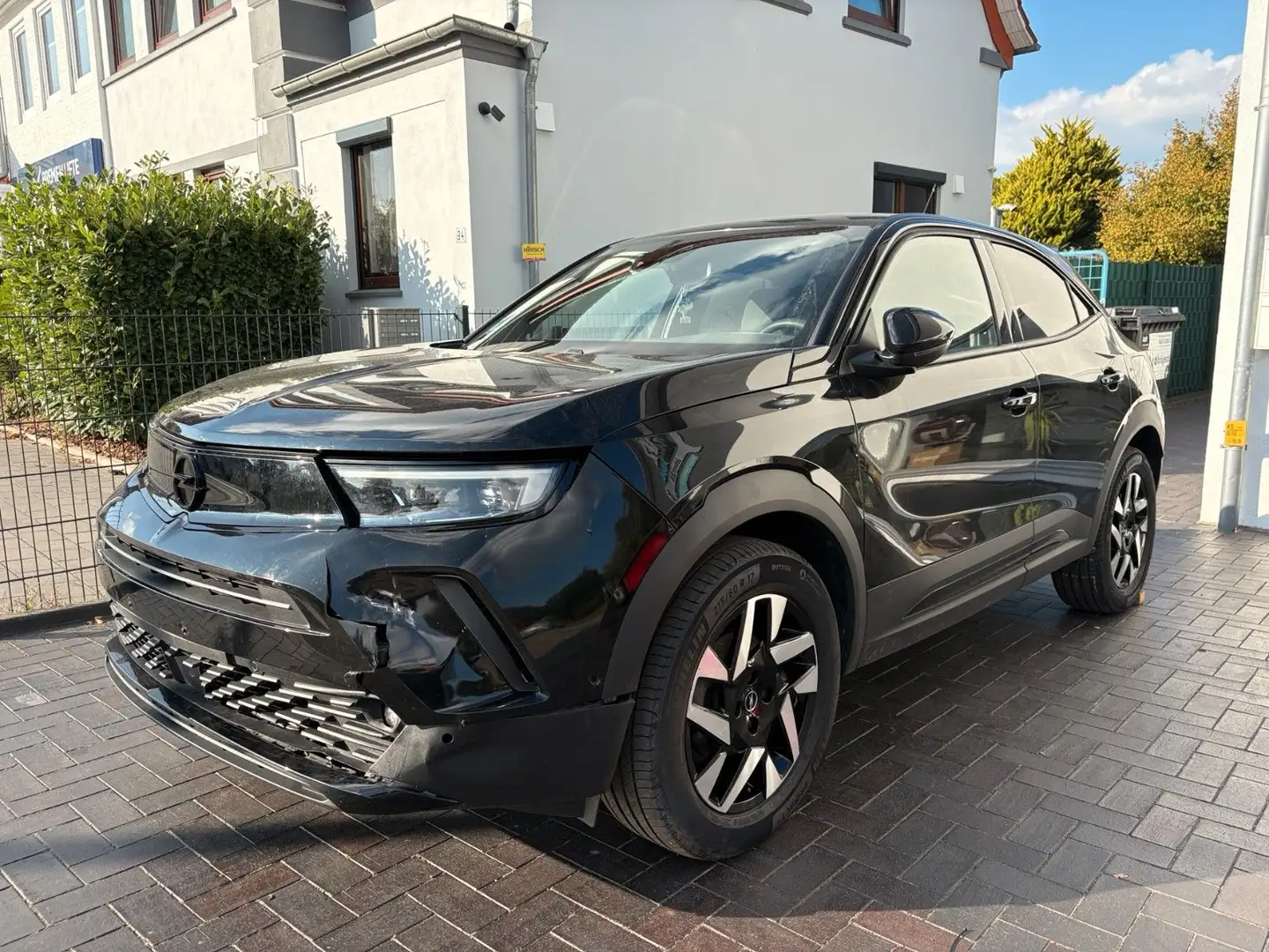 Opel Mokka Ultimate Automatik LED Wenig KM Unfallscha Schwarz - 1
