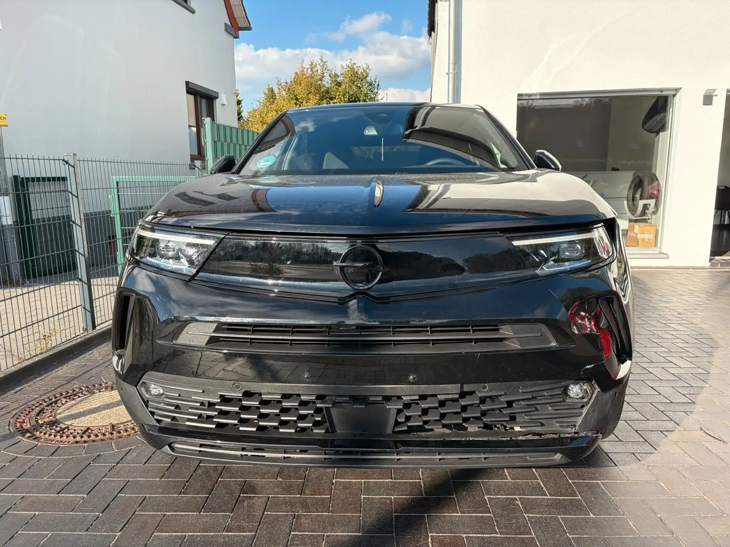 Opel Mokka Ultimate Automatik LED Wenig KM Unfallscha Schwarz - 2