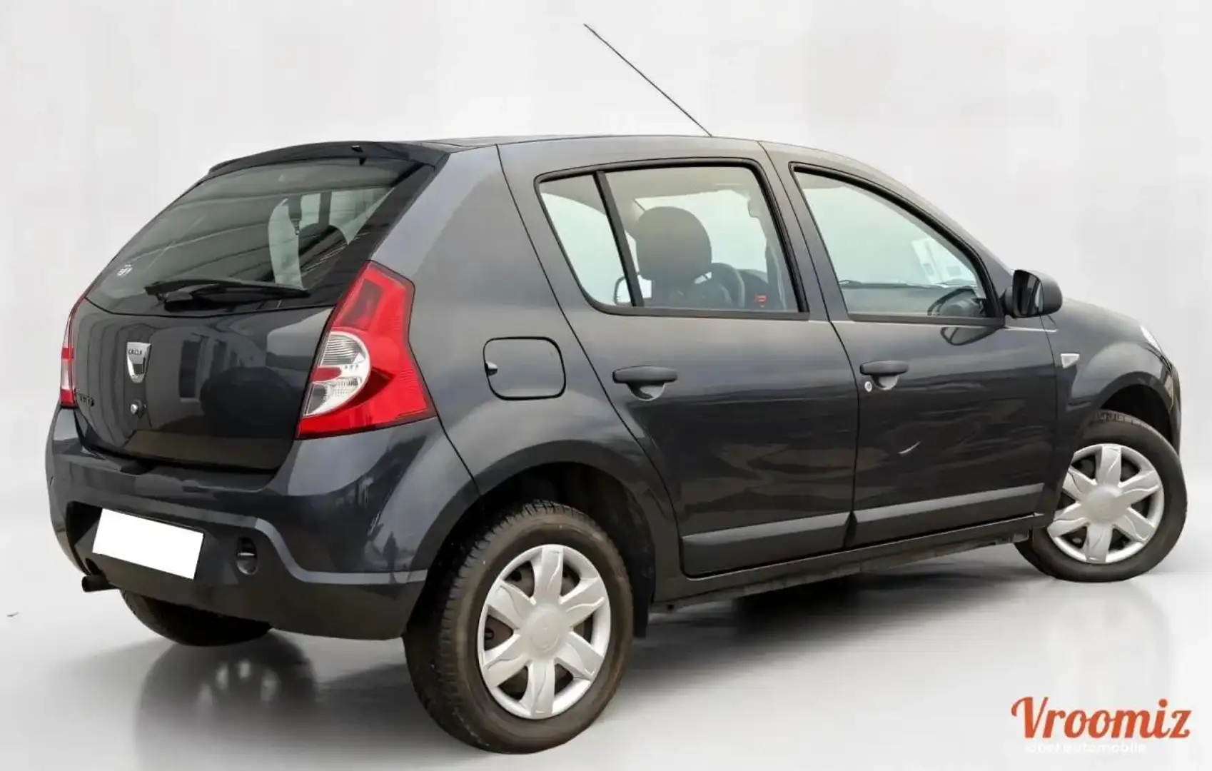 Dacia Sandero 1.2i 75ch (5 cv) 16V - BVM5 - 5 Portes - Gris - Euro 5 - 2011 Gris - 2