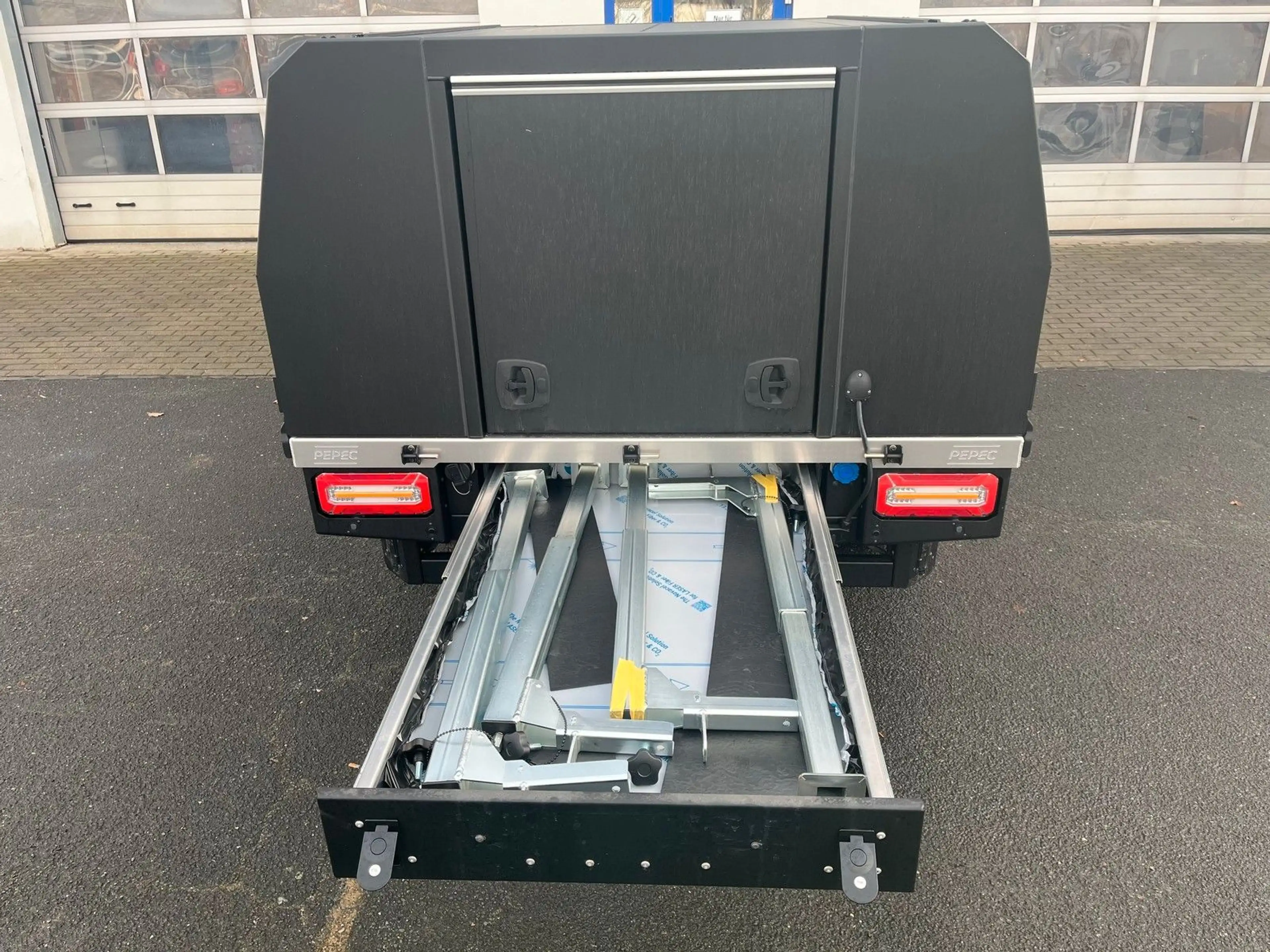 Isuzu D-Max Double Cab LS AT mit PEPEC Wechselsystem — photo 9