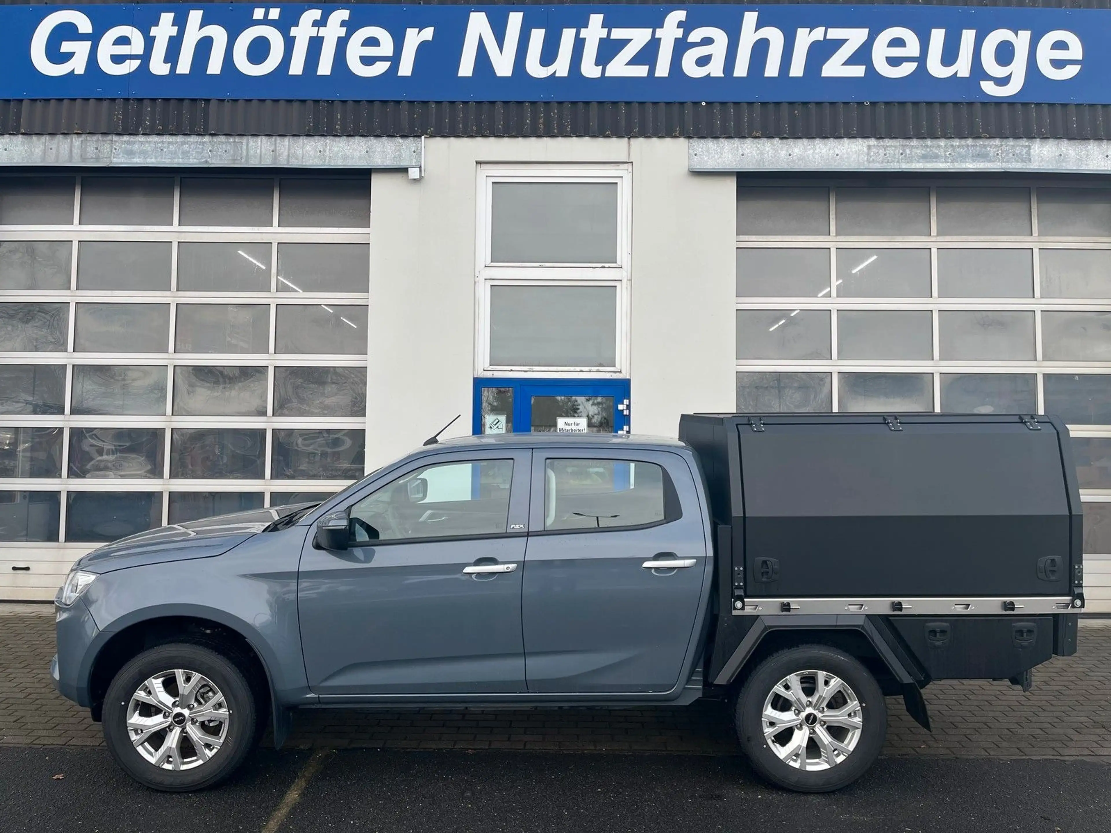 Isuzu D-Max Double Cab LS AT mit PEPEC Wechselsystem