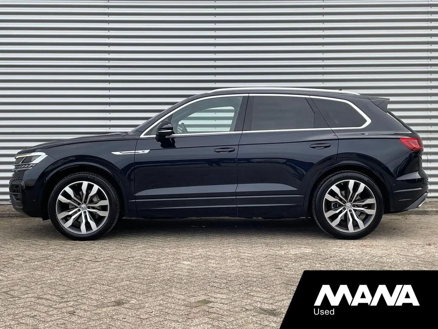Volkswagen Touareg 3.0TDI V6 286PK 3x R-Line Leder interieur Panorama Blauw - 2