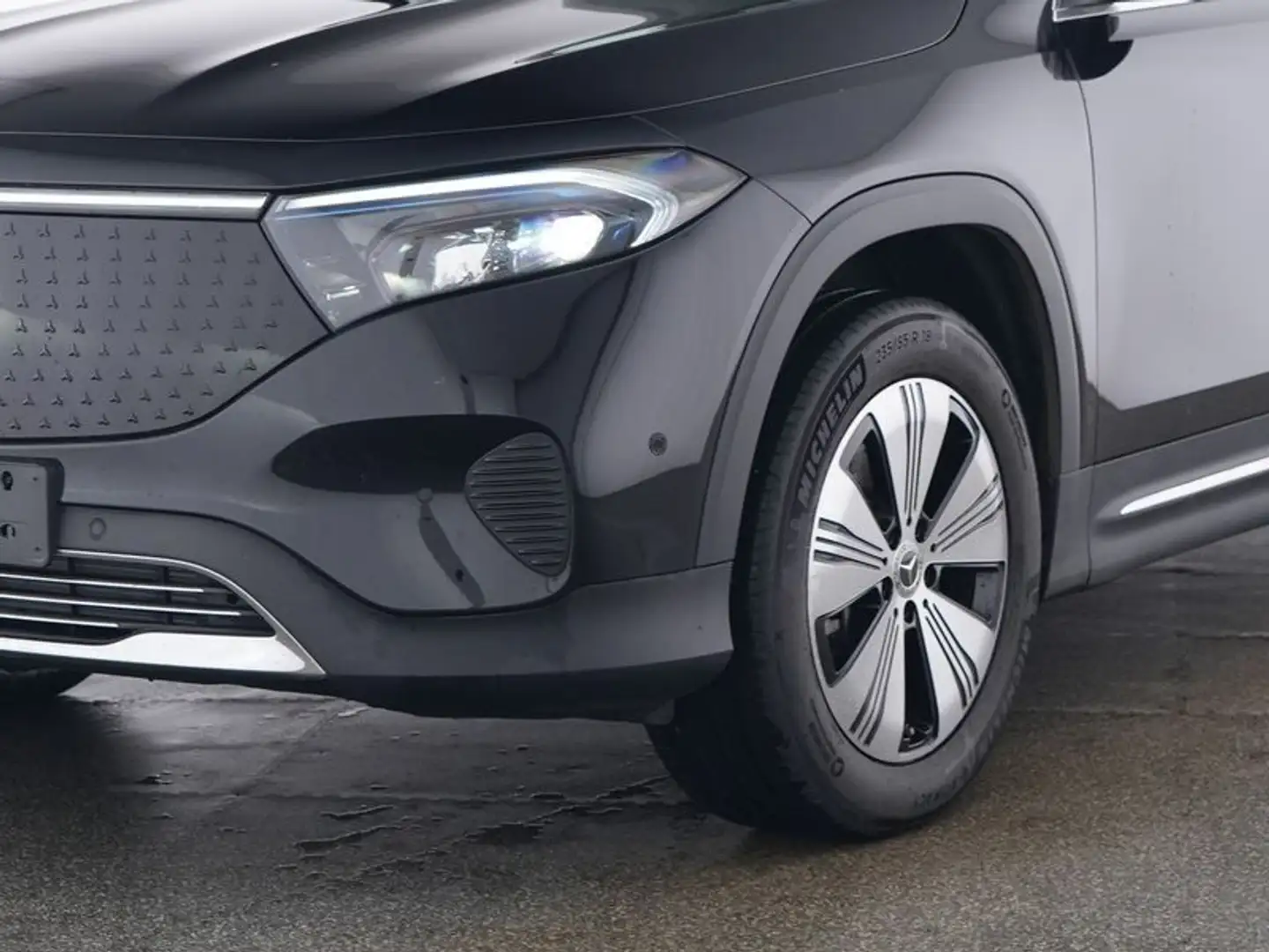 Mercedes-Benz EQB 300 4M ProgressiveAdvanced/7Sitzer/Kamera Schwarz - 2