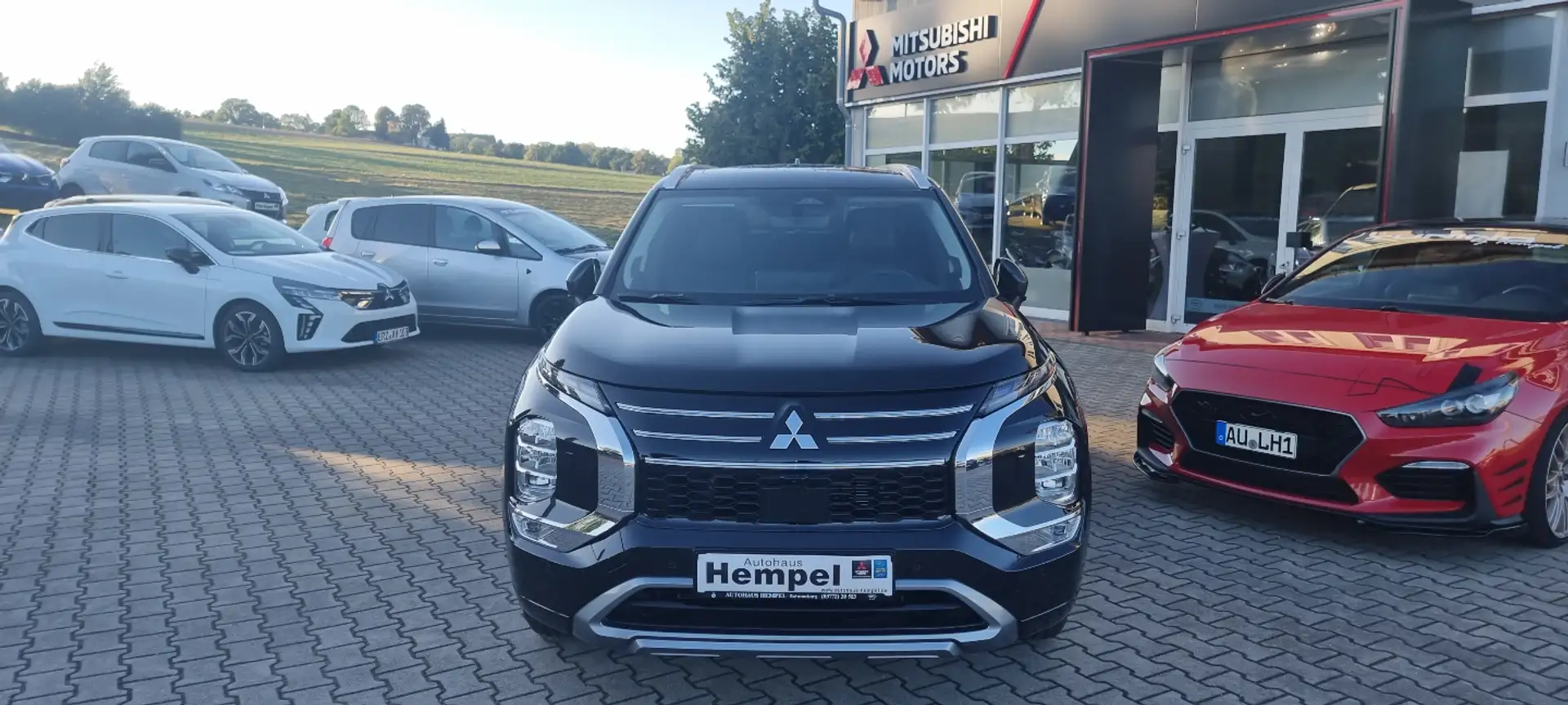 Mitsubishi Outlander 2.4L PHEV TOP 8Jahre Garantie Noir - 2