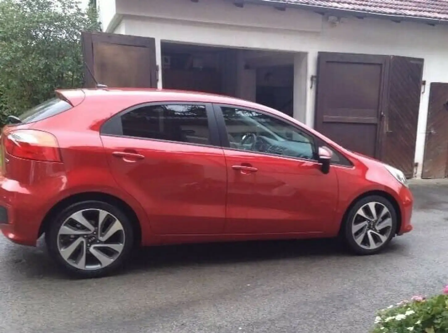 Kia Rio 1.4 Spirit EZ/2017 Červená - 1