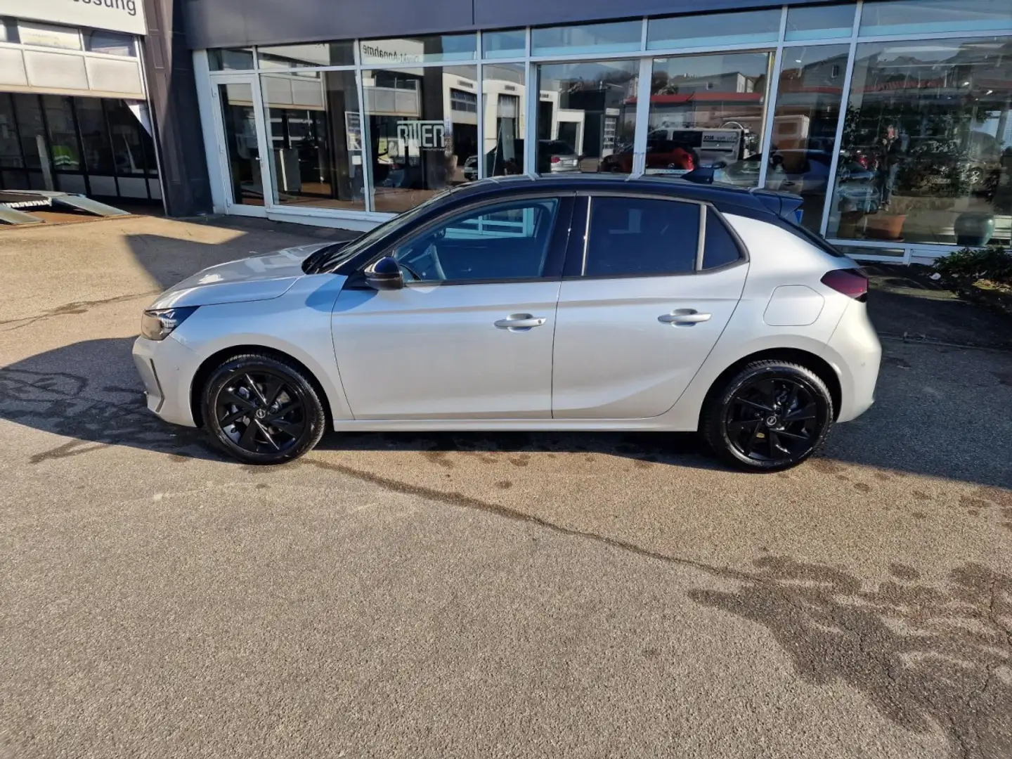 Opel Corsa GS 1,2 MATRIX+NAV+SHZ+LHZ+TWW+RFK+PDC Klima Navi Silber - 2