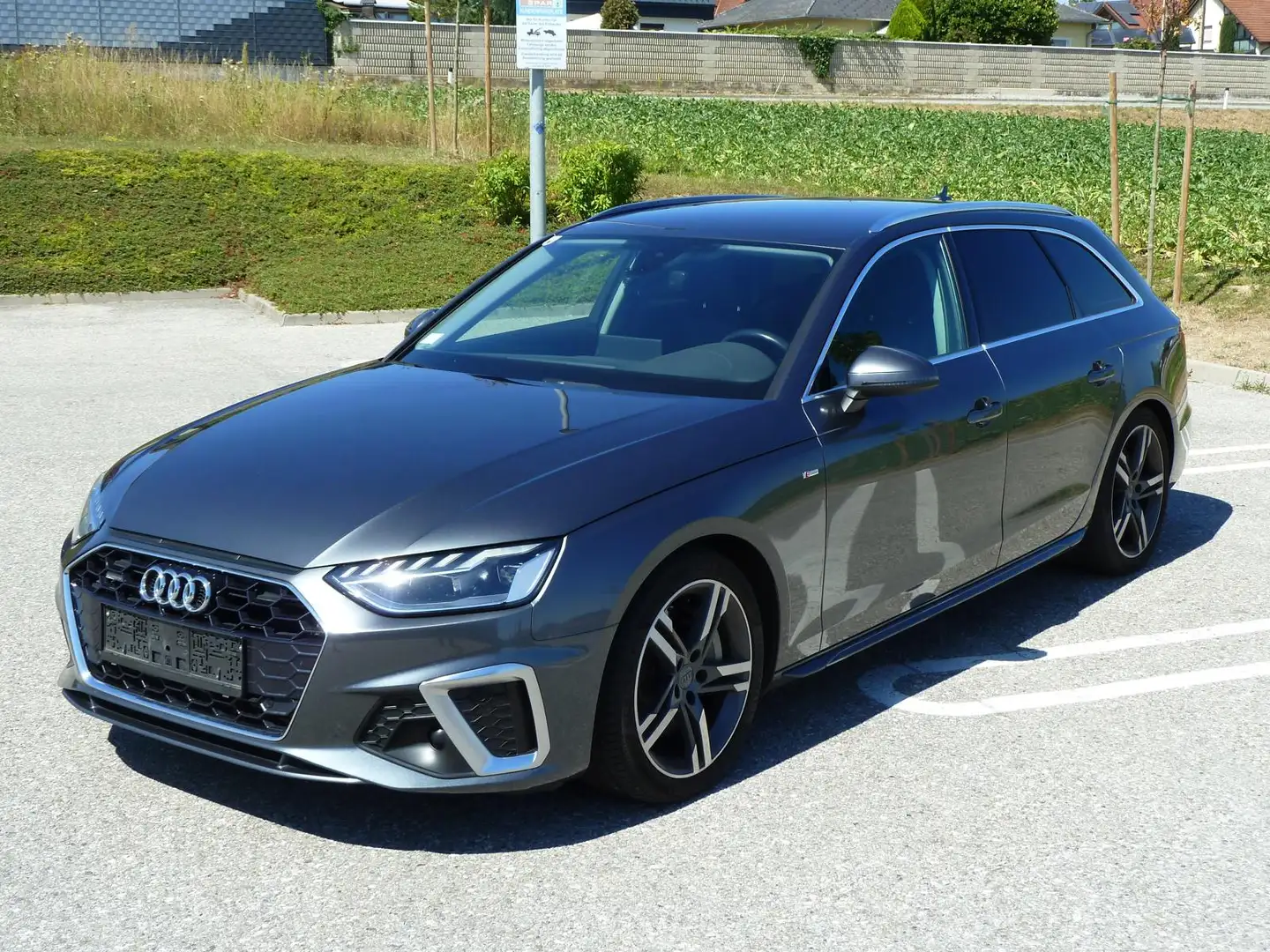 Audi A4 A4 Avant 45 TDI quattro S-line Aut. S-line Grau - 2