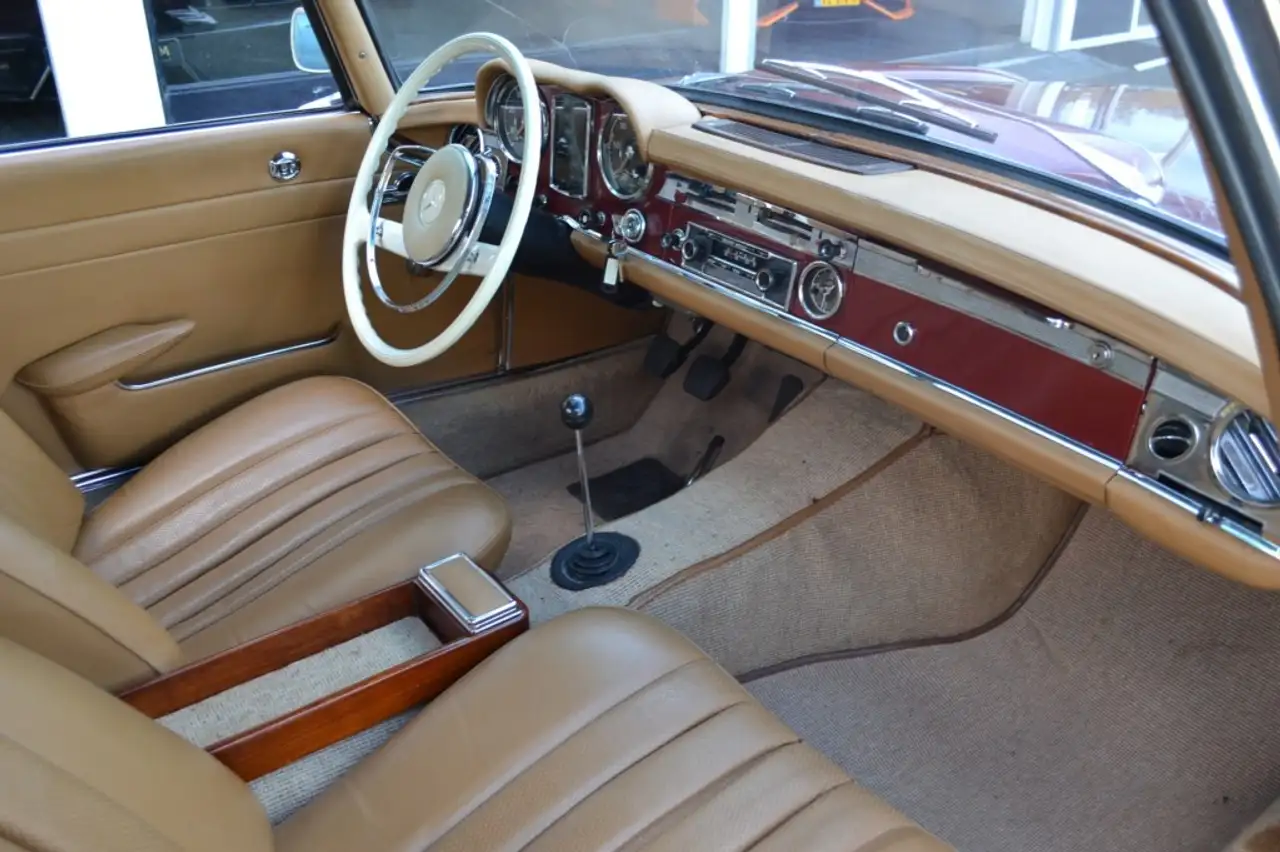 Mercedes-Benz 230 SL Pagode, foto 7