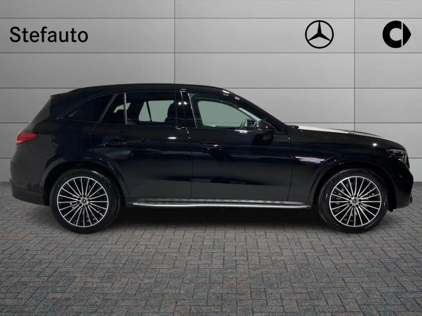 Mercedes-Benz GLC 220 d 4Matic Mild Hybrid AMG Line Advanced Noir - 2