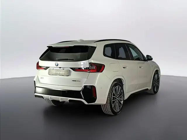 BMW X1 view 4