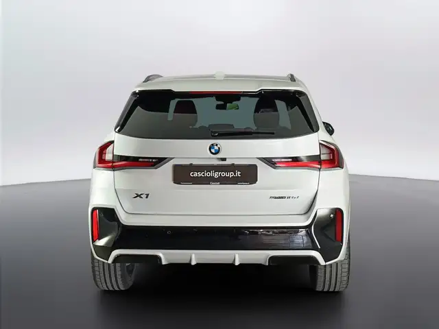 BMW X1 view 5
