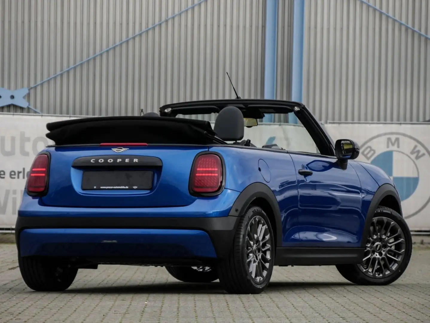 MINI Cooper C Cabrio Cooper C CLASSIC TRIM+HuD+DA+LED+17" Bleu - 2