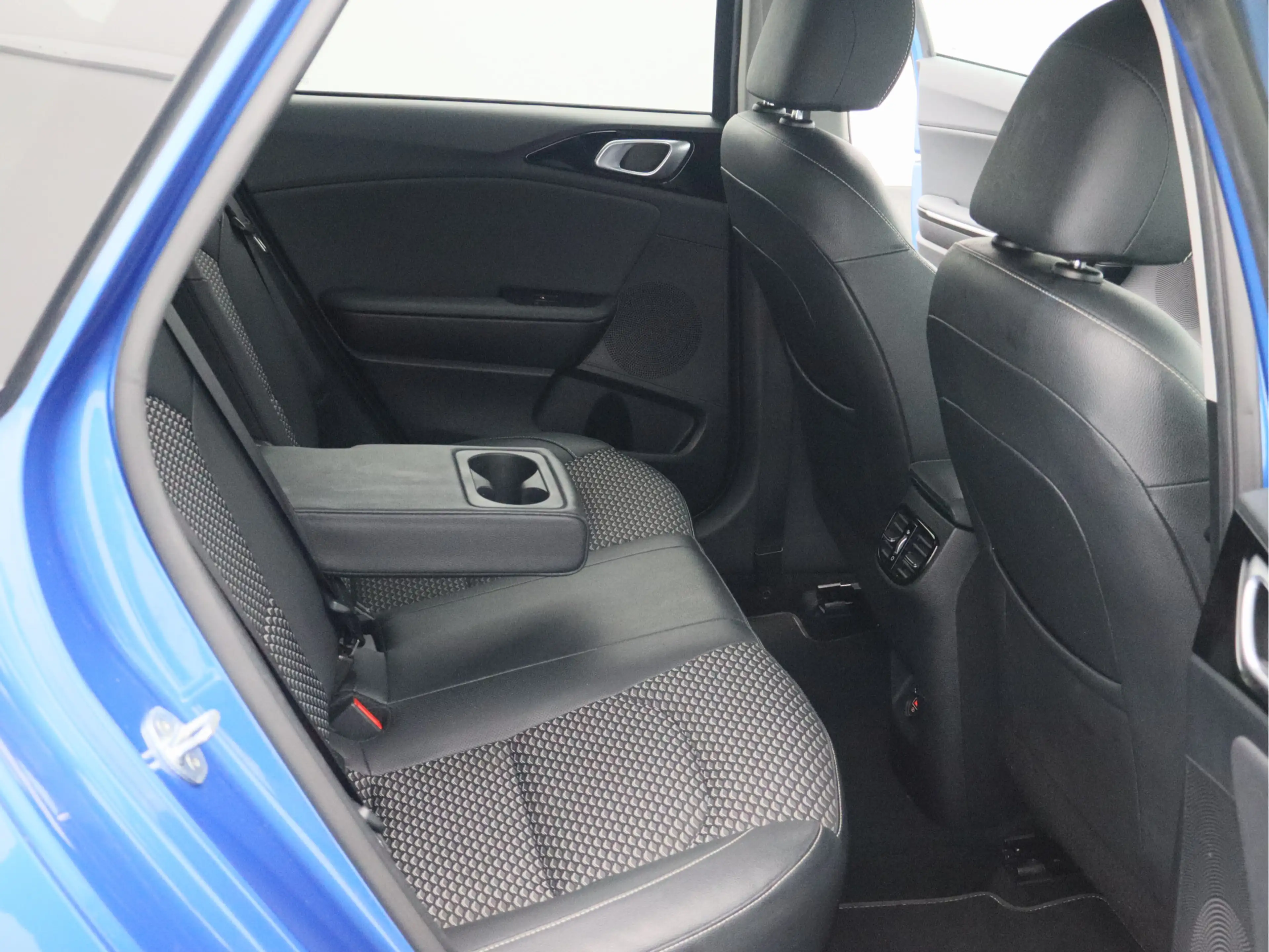 Kia Ceed SW / cee'd SW Sportswagon 1.0 T-GDi DynamicPlusLine/ lage km/ tr — photo 22