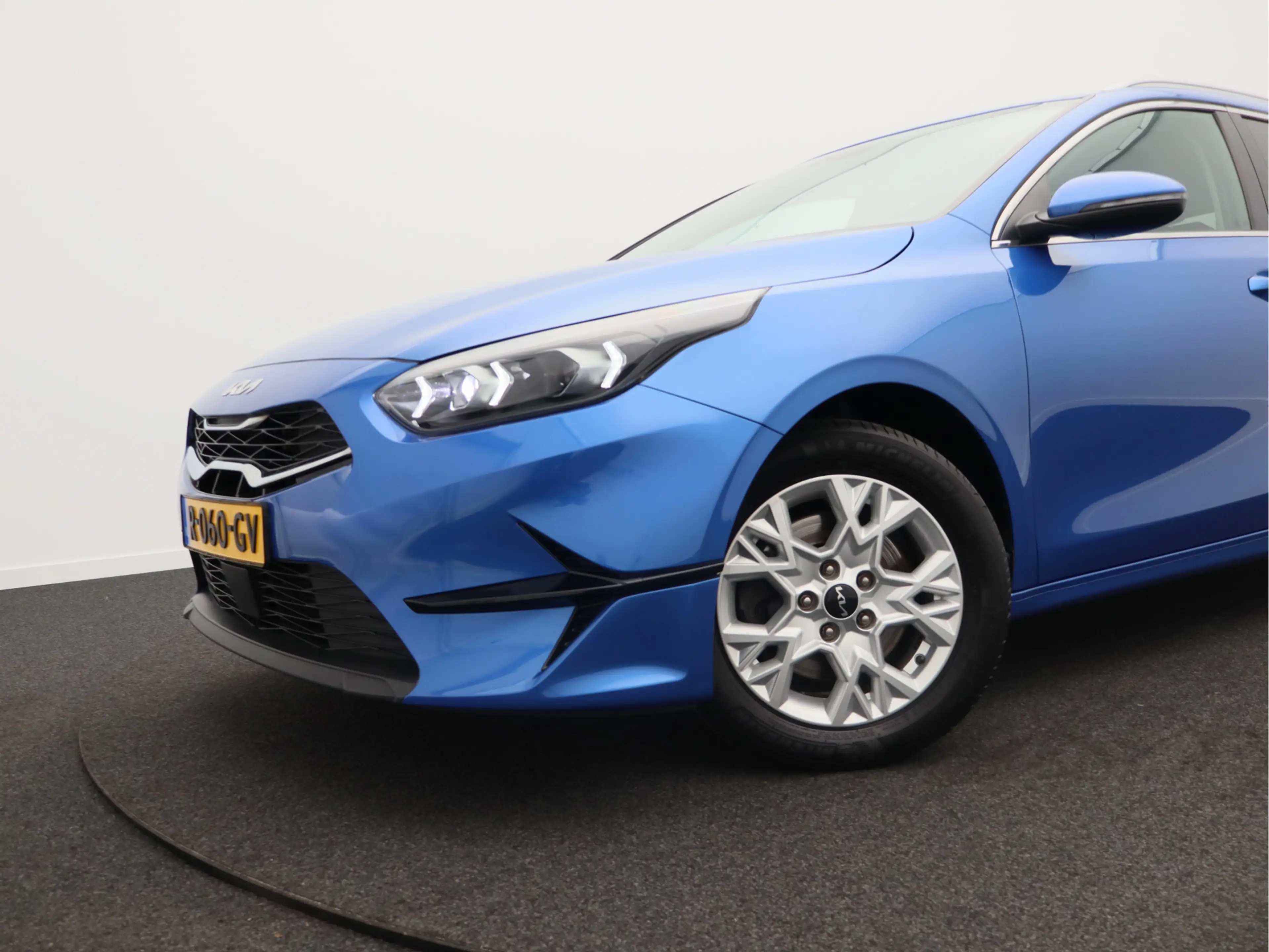 Kia Ceed SW / cee'd SW Sportswagon 1.0 T-GDi DynamicPlusLine/ lage km/ tr — photo 35