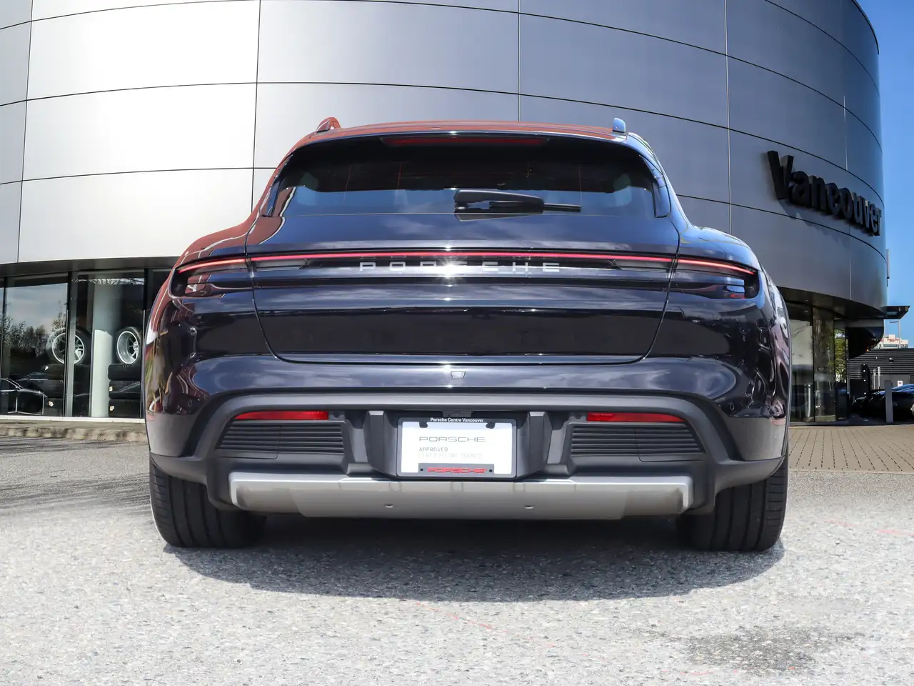 Porsche Taycan снимка Porsche Taycan