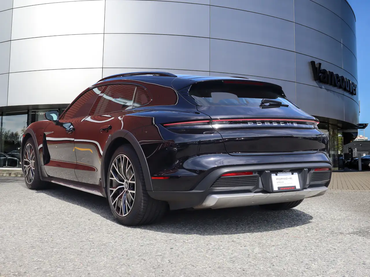 Porsche Taycan снимка Porsche Taycan