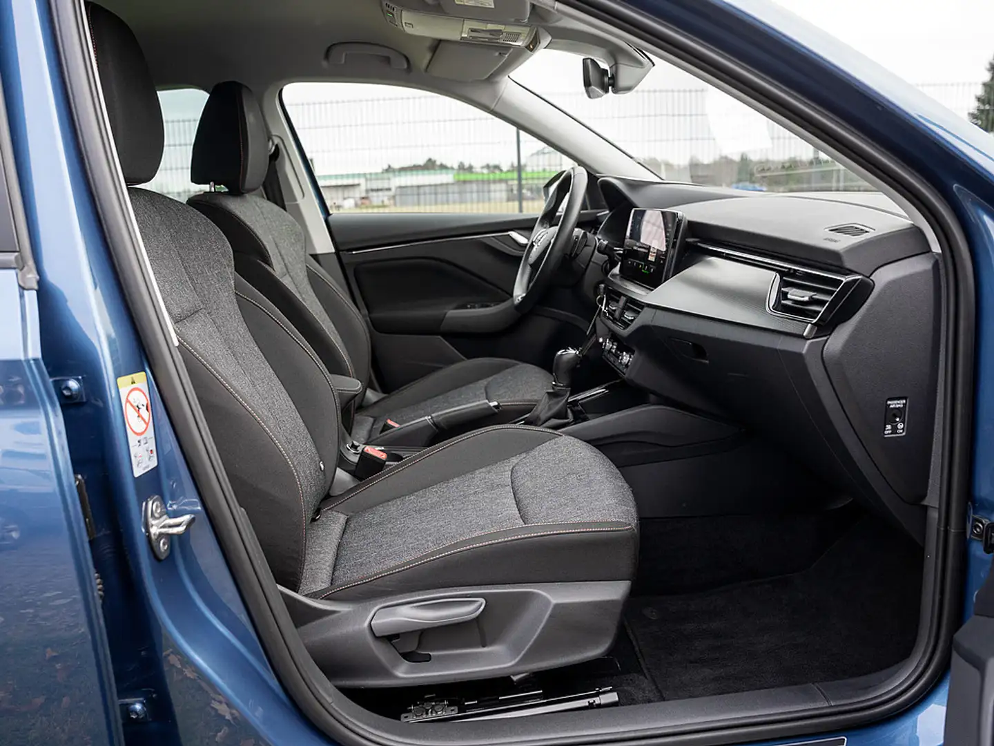 Skoda Kamiq 1.5 TSI Clever NAVI LED KAMERA PDC SHZ Blau - 2