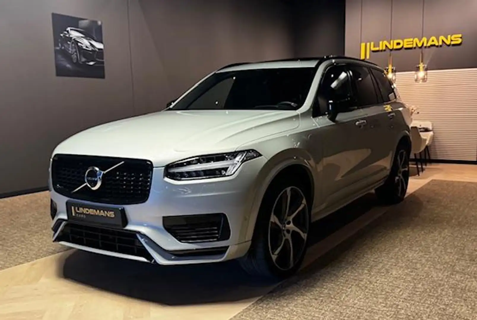 Volvo XC90 2.0 T8 Recharge| AWD R-design | Pano-Dak | Stoel M Grijs - 2