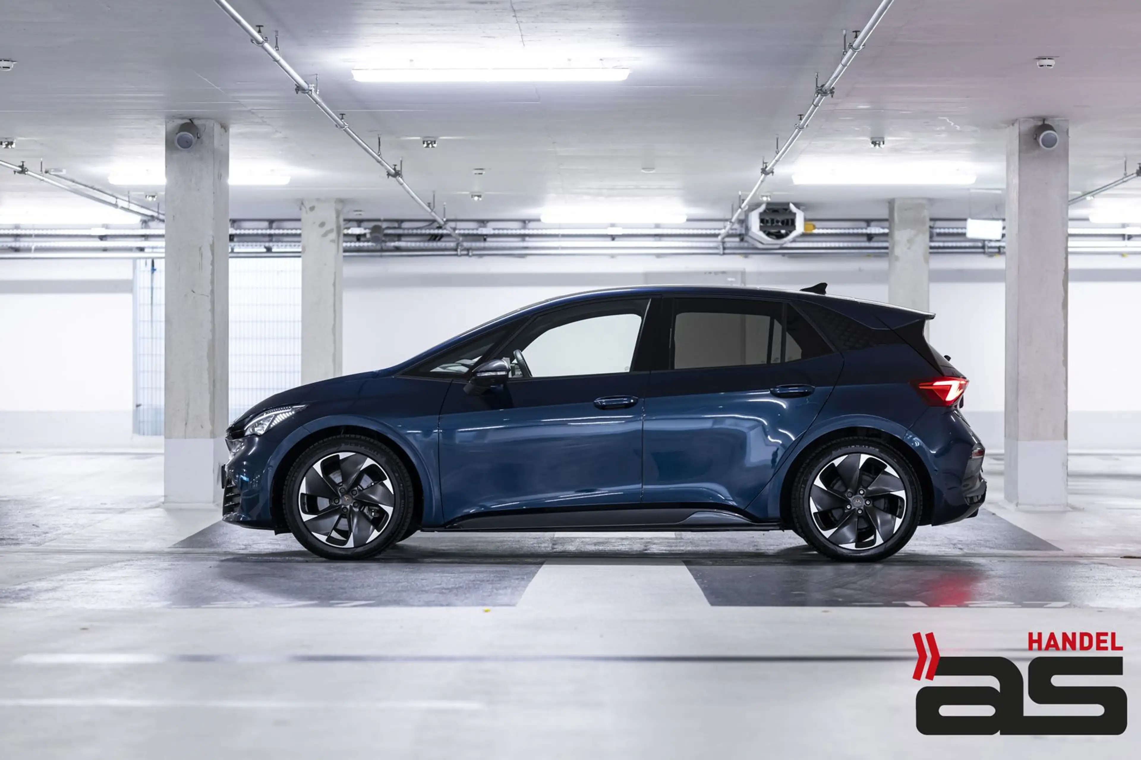 CUPRA Born 77kWh netto|Pilot-XL|Wärmepumpe|5-Sitzer|19 — photo 3