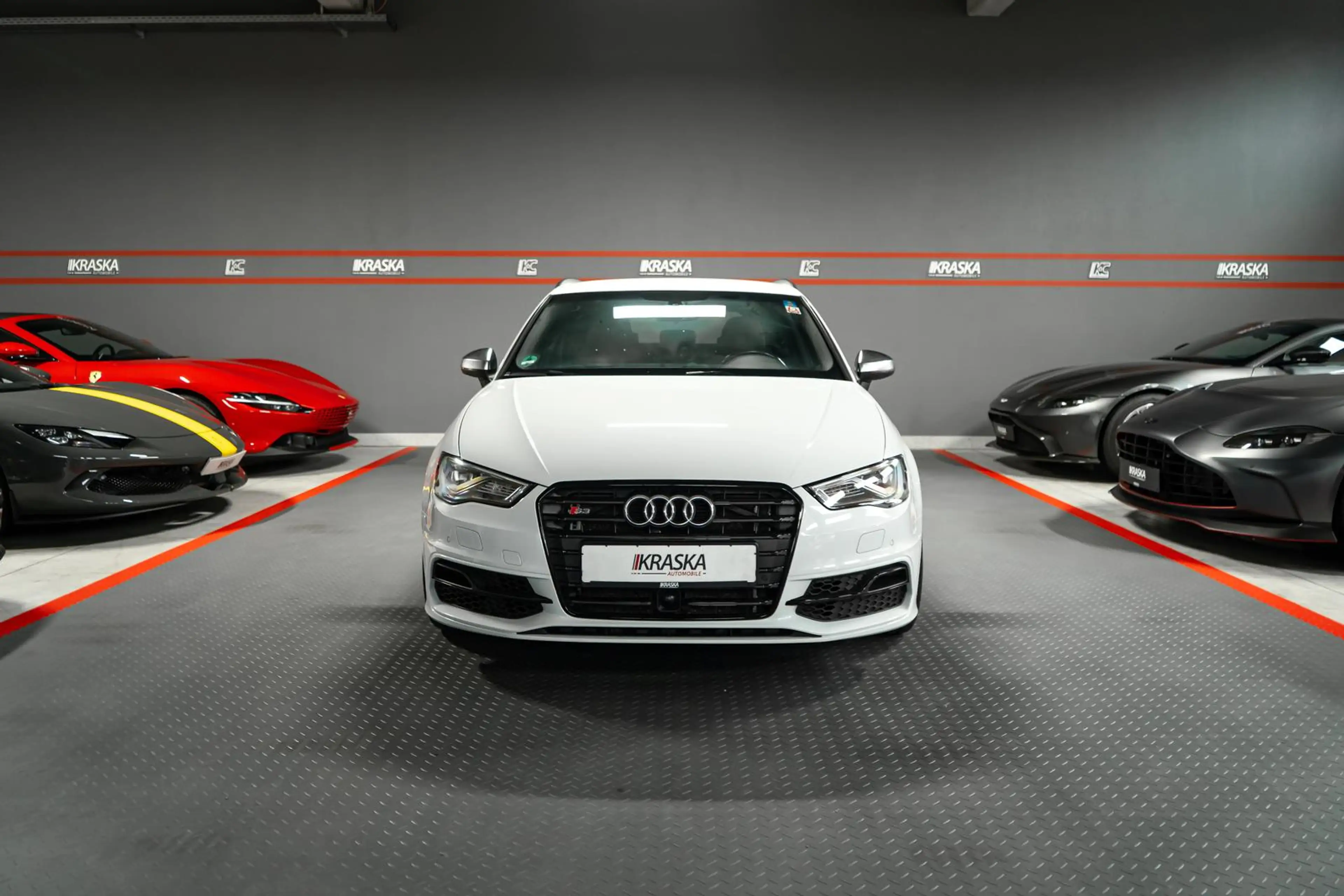 Audi S3 2.0 TFSI quattro ALCANTARA SHZ KW SPARCO 19" — photo 4