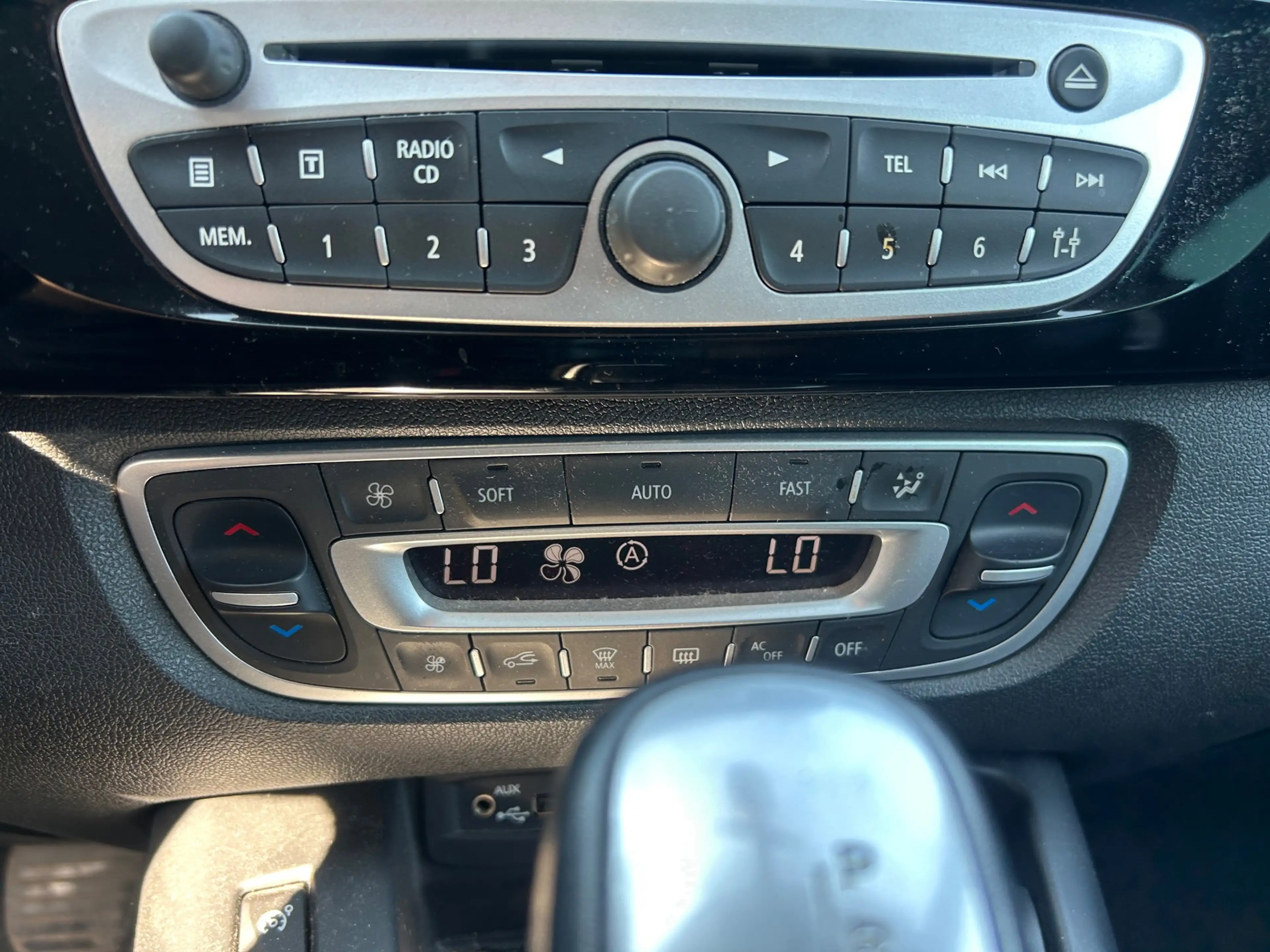 Renault Scenic 2.0 Bose | AUTOMAAT | NAVI | CRUISE | — photo 15