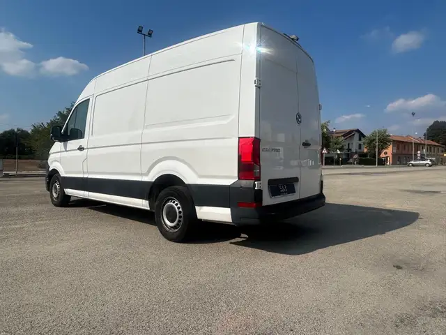 Volkswagen Crafter view 2