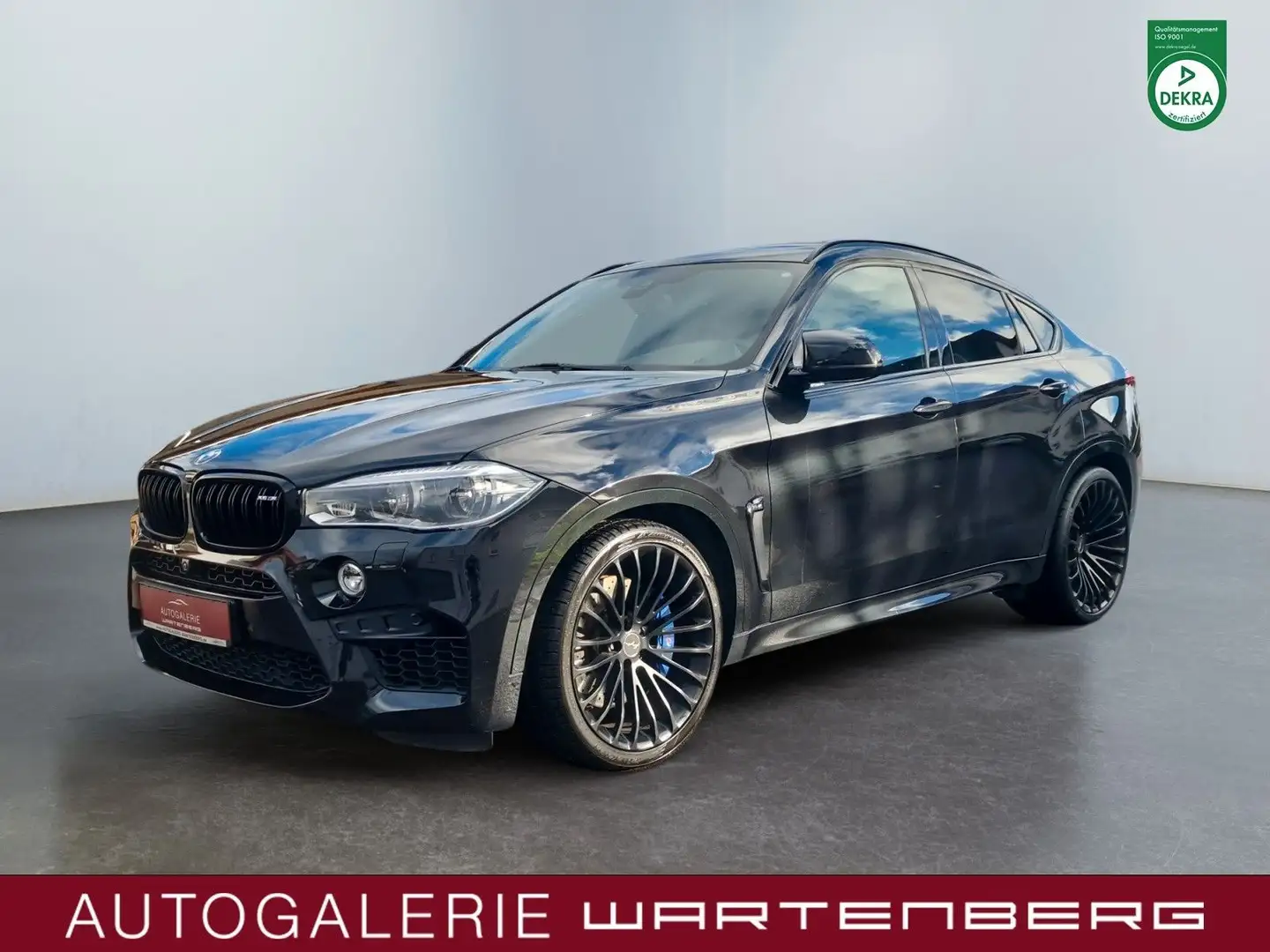 BMW X6 M /NAVI PROF/HUD/H&K/LED/LEDER/22"/360/DAB/AHK Fekete - 1