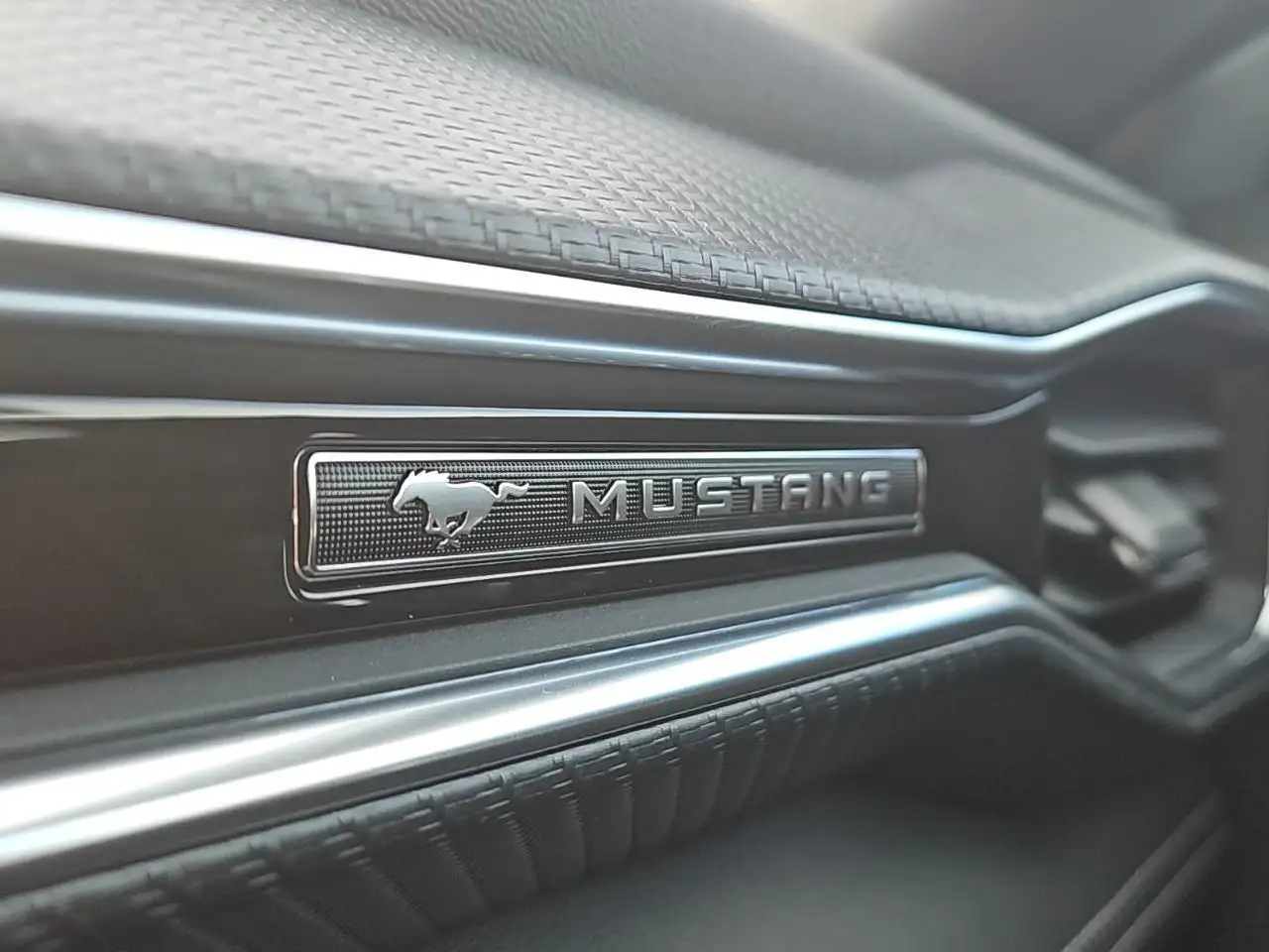 Ford Mustang снимка Ford Mustang